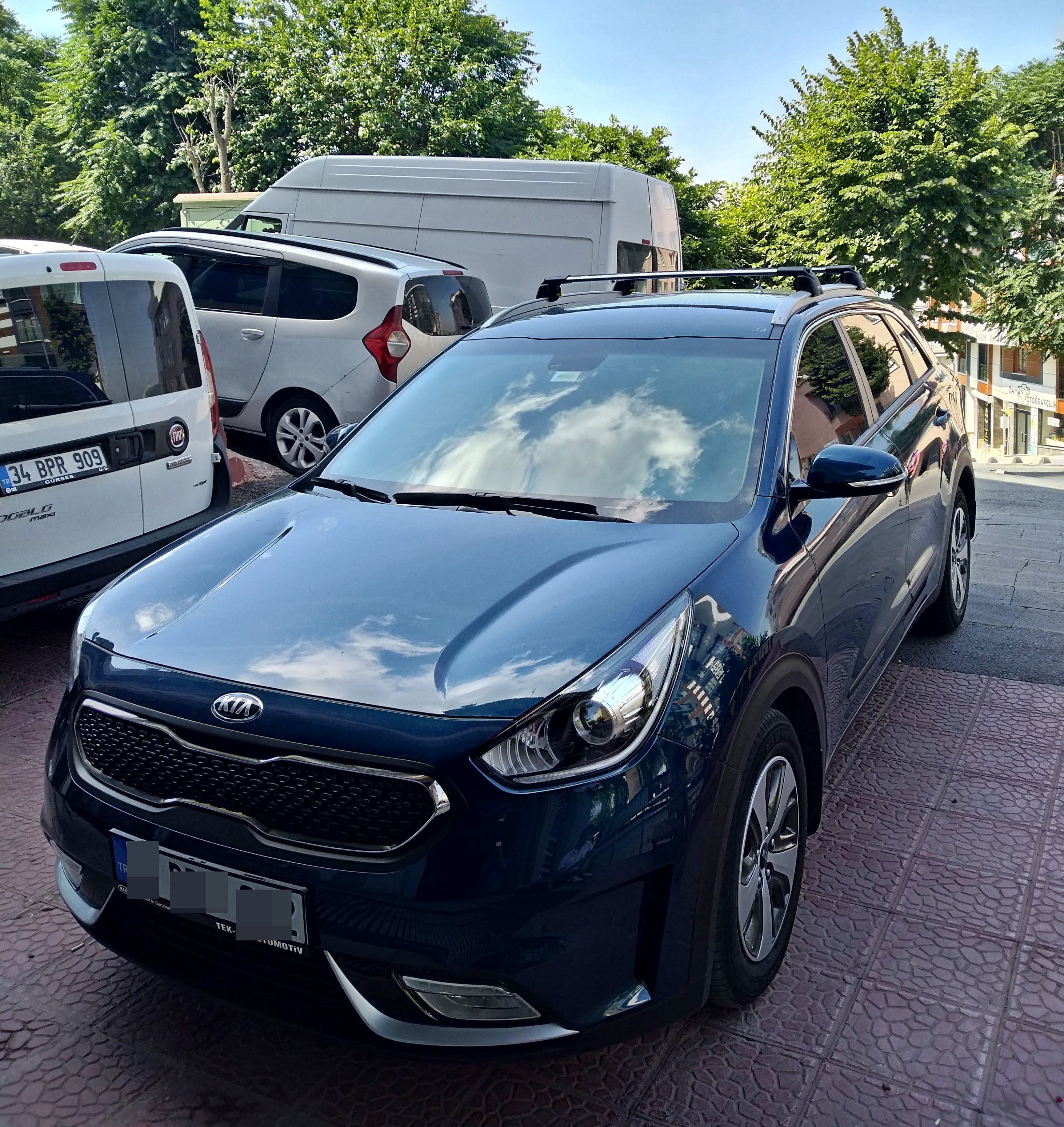 For Kia Niro 2017-Up Roof Rack Cross Bars Flush Rail Alu Black