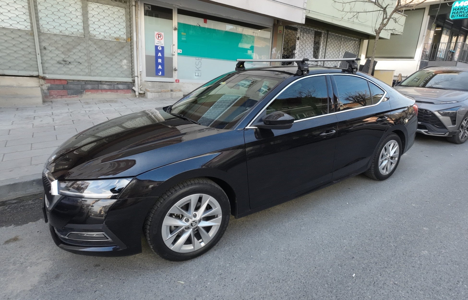 For Skoda Superb Sedan B9 (2024-2025) Aluminum Roof Rack System Carrier Cross Bars Black