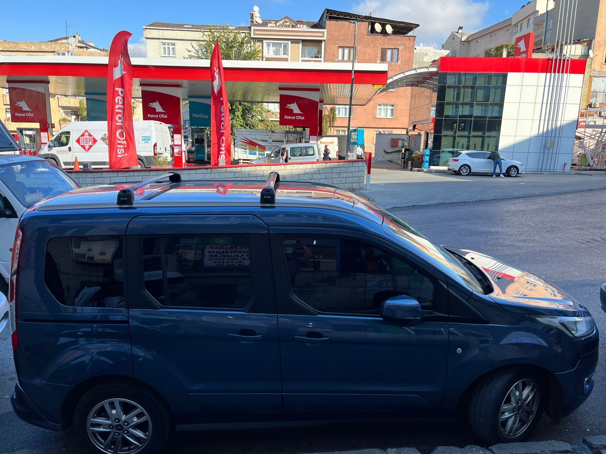 to fit Ford Transit Connect Cross Roof Rack Cross Bars Black Flush