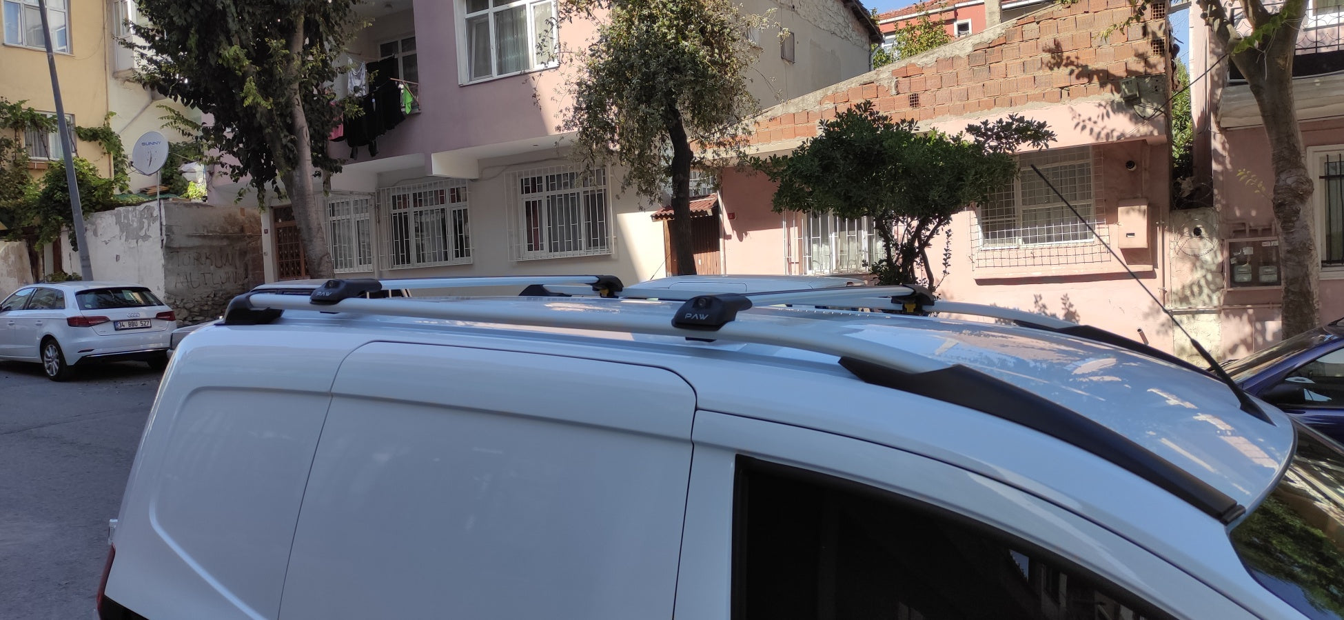 For Ford Courier Van 2014-2023 Pcs Roof Rack + 2Pcs Aluminium Cross Bar, Metal Bracket, Lockable, Silver