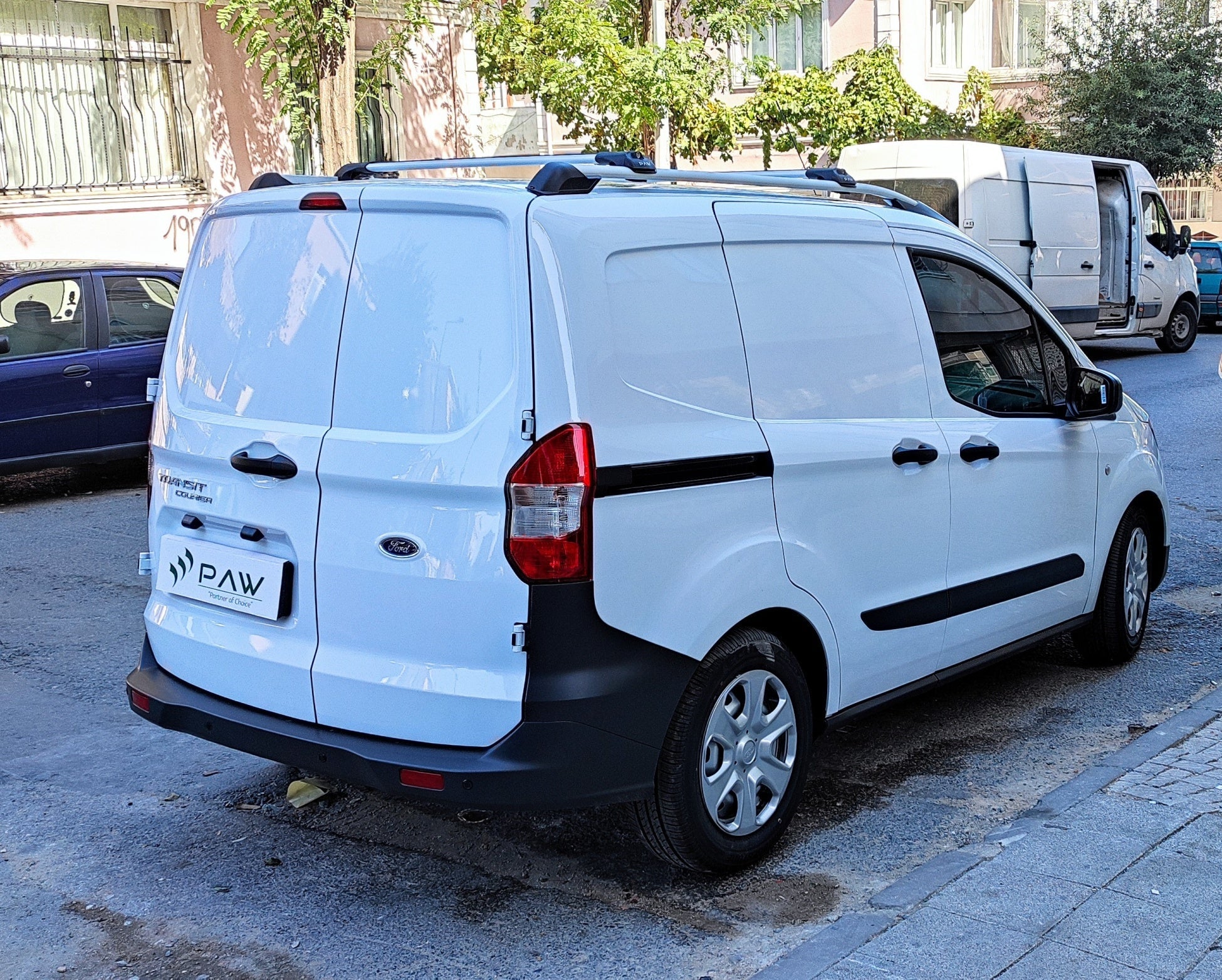 For Ford Courier Van 2014-2023 Pcs Roof Rack + 2Pcs Aluminium Cross Bar, Metal Bracket, Lockable, Black