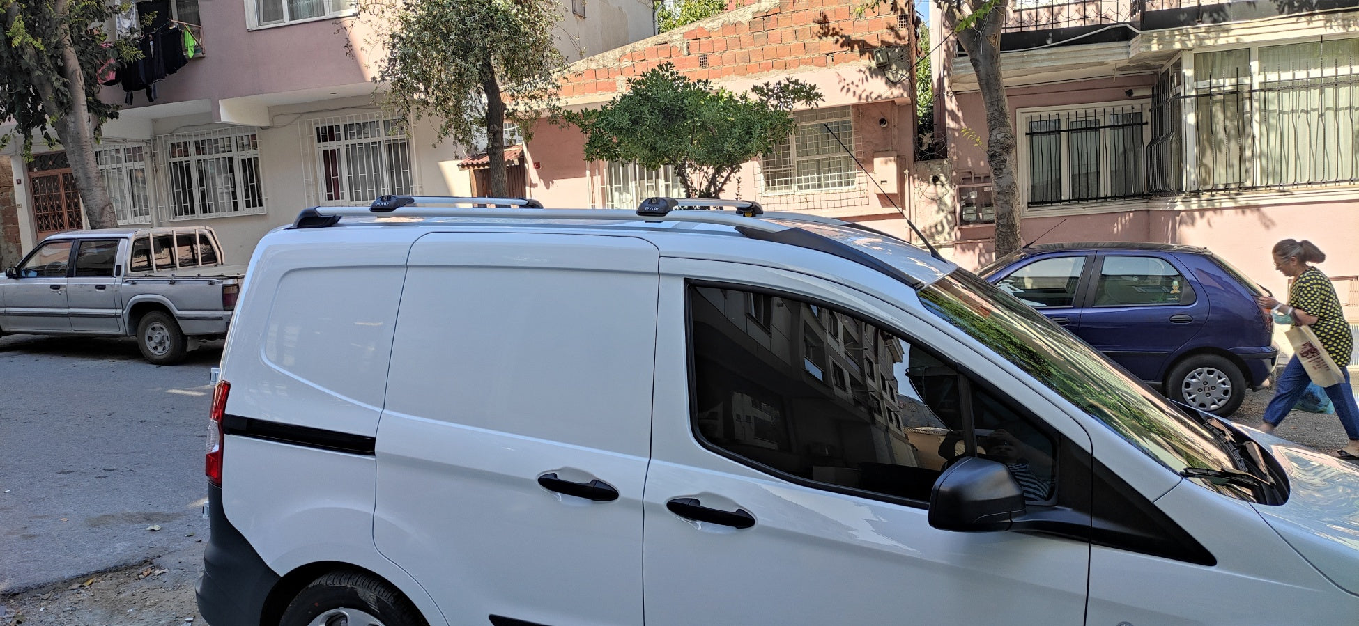 For Ford Courier Van 2014-2023 Pcs Roof Rack + 2Pcs Aluminium Cross Bar, Metal Bracket, Lockable, Black