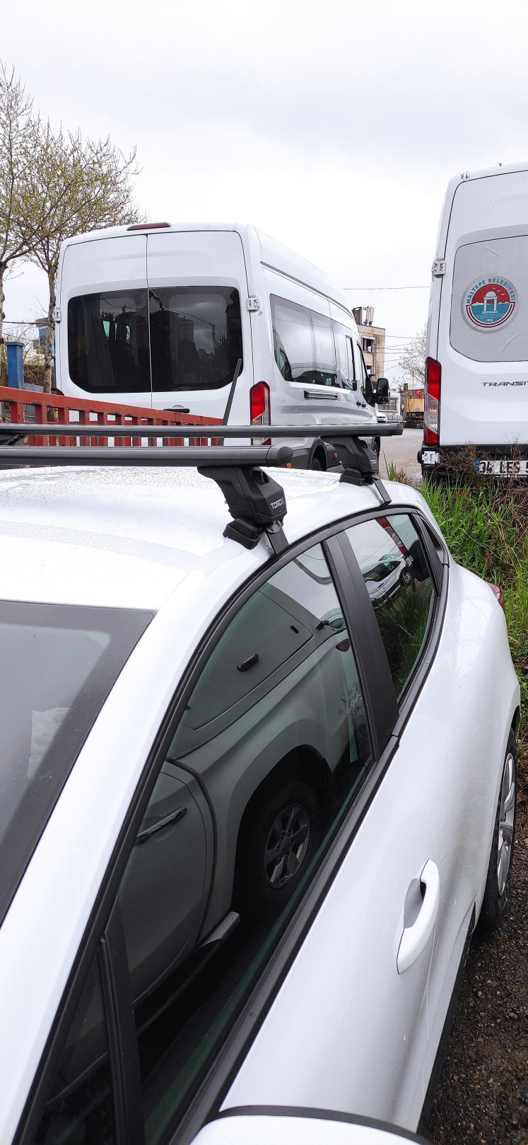For Renault Clio 5 Roof Rack System Carrier Cross Bars Aluminum Lockable High Quality of Metal Bracket Silver