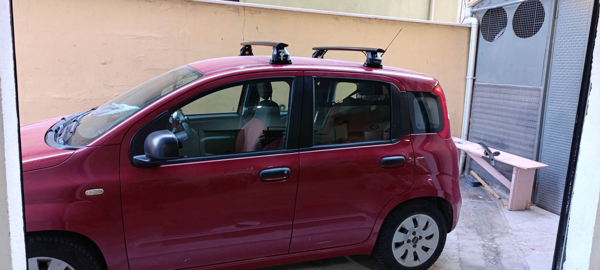 For Fitting Roof Racks, Roof Boxes or Roof Bike Racks Compatible with Fiat Panda 319 Silver 2012- Onwards