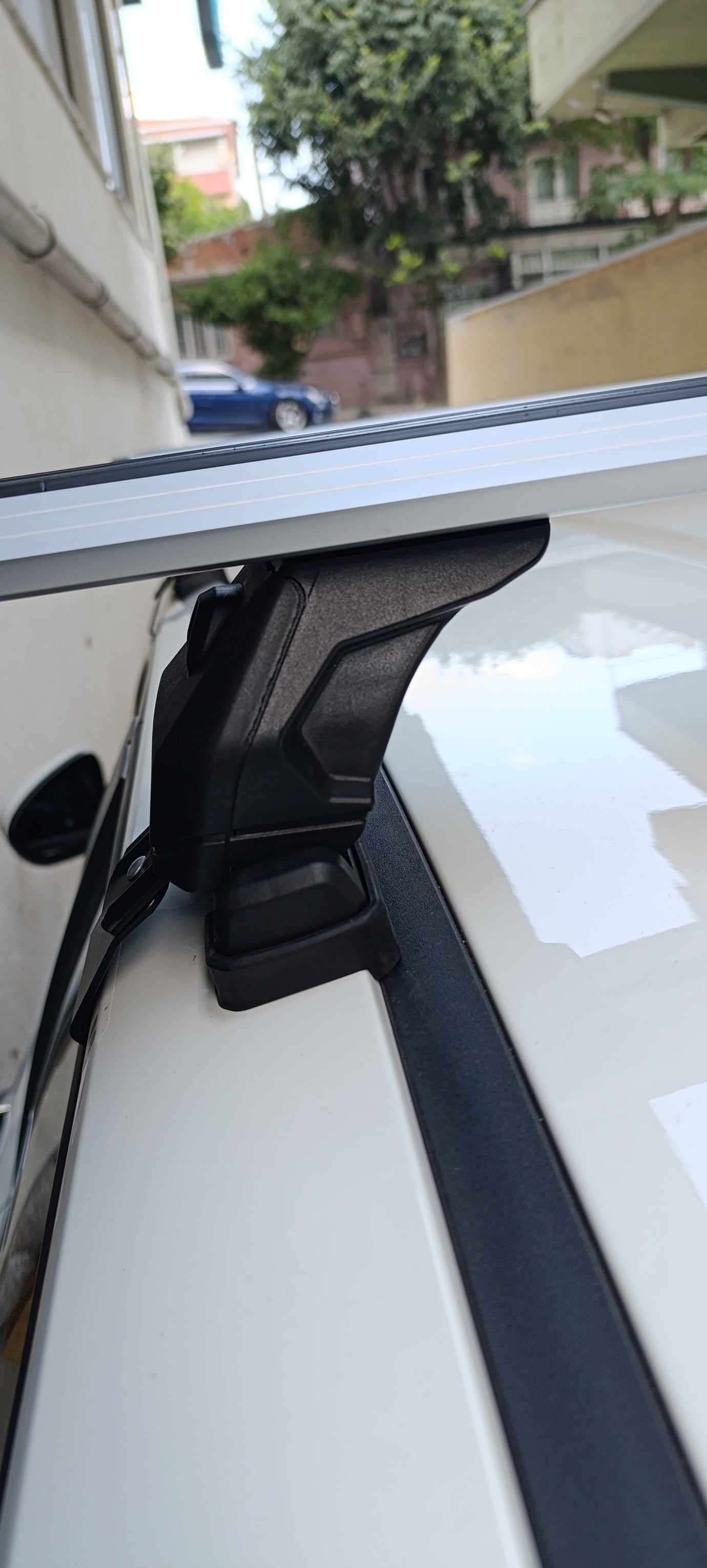 For Fiat Tipo 2015–2025 Roof Rack System – Aluminum Cross Bar (Black, Normal Roof)