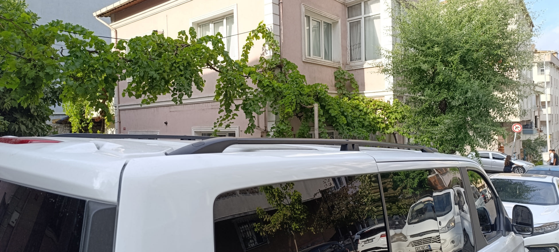 For Ford Transit Custom SWB (2023-2025) Roof Rails & Roof Rack Cross Bars – Full Set, Black