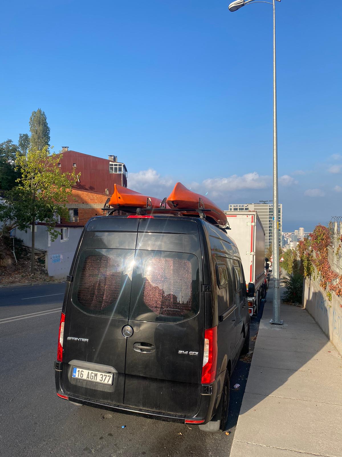 H1 Ladder Roof Rack For 2018- On Sprinter Low Roof (144 WB) Roof Rack Silver