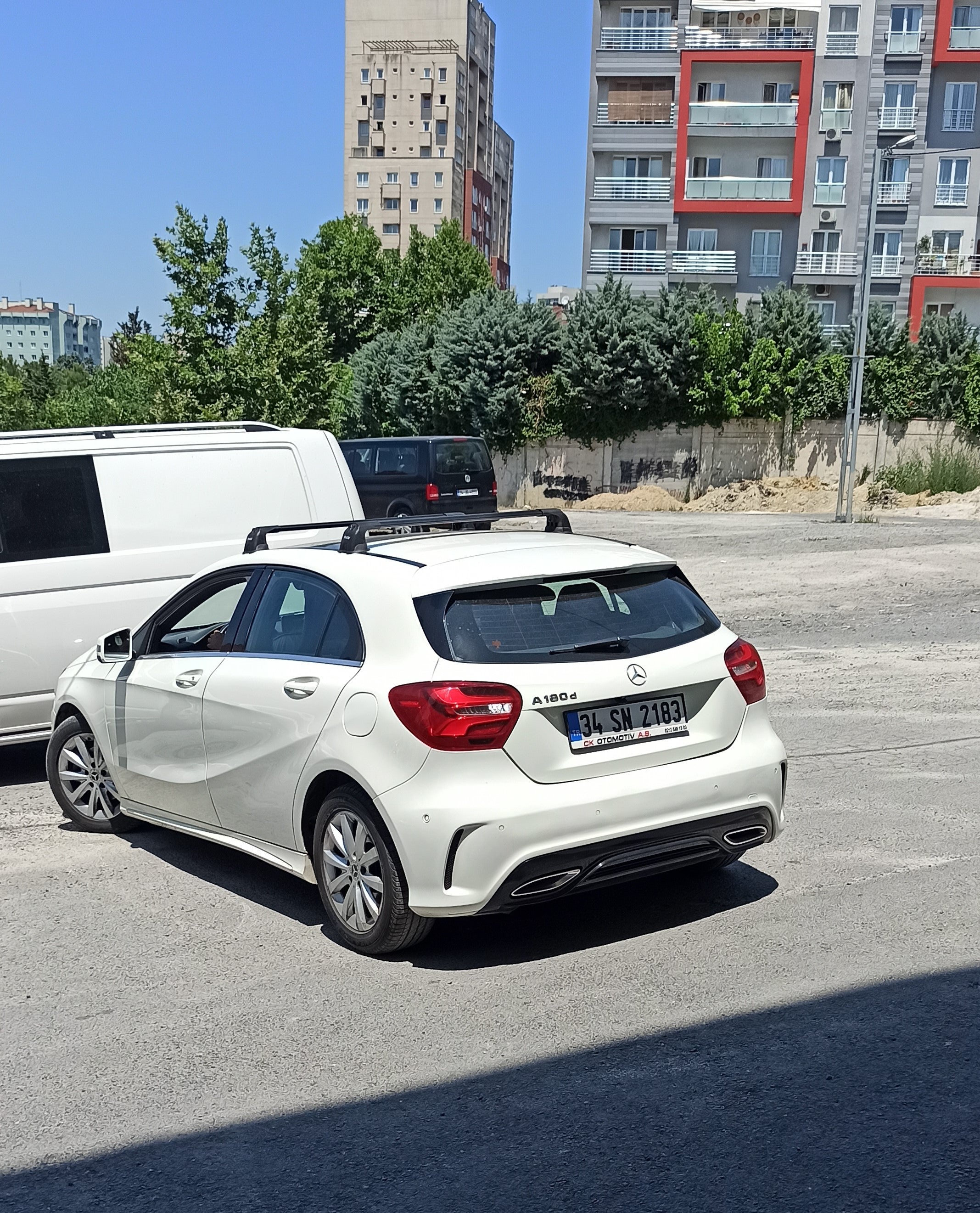 For Mercedes Benz A HB W177 2018-Up Roof Rack Cross Bars Fix Point Alu Silver