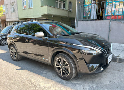 For Nissan Qashqai J12 2021-2025 Roof Rack Cross Bars | Flush Rail, Aluminum Black