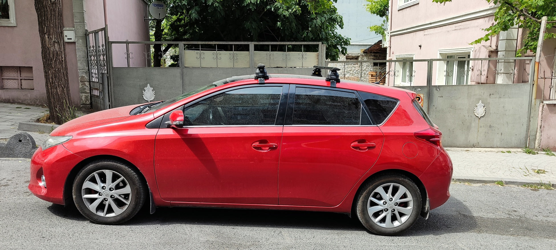 For Toyota Auris Roof Rack Cross Bars Normal Roof Alu Black 2013-19 (Glass roof)