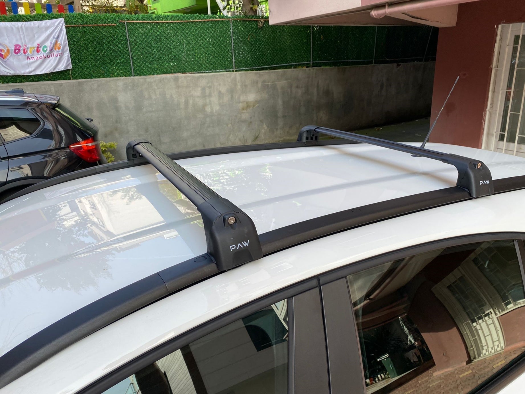 For Fiat Tipo 2015-2025 Roof Rack System, Aluminium Cross Bar, Lockable, Black