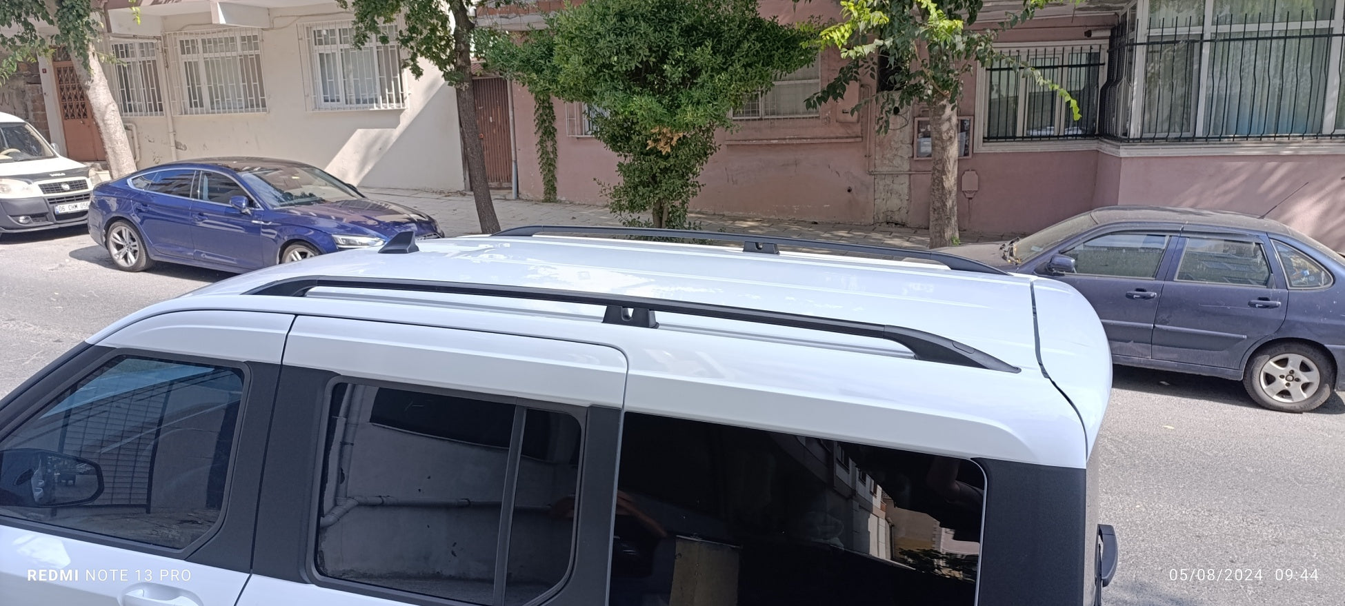 For Volkswagen Caddy V Maxi 2020-2025 Roof Side Rails, Plus Silver