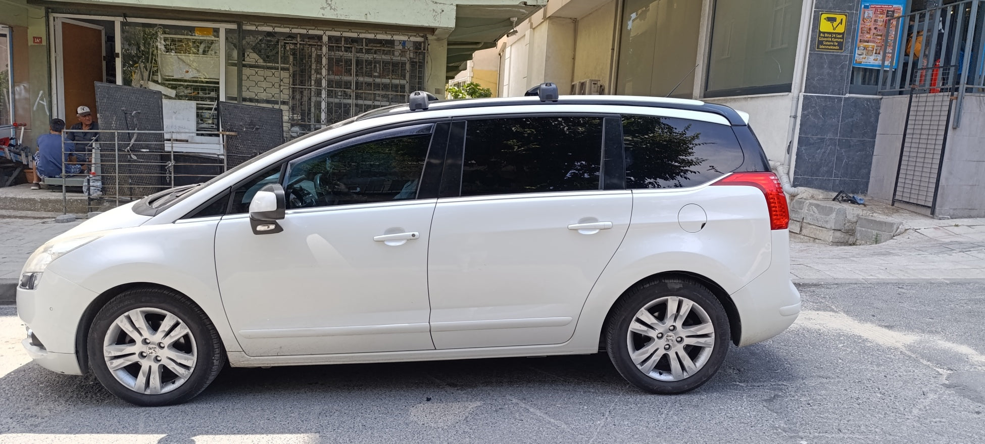 Peugeot 5008 2010-2017 Roof Racks Cross Bars Rails Top Carrier Alu Silver