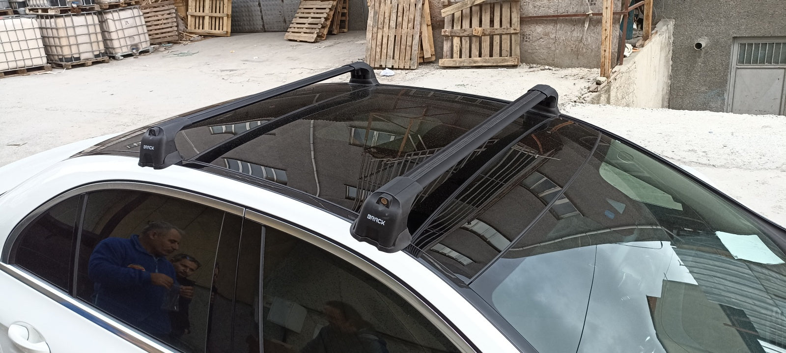 For Mercedes E Sedan W214 2024-Up Roof Rack Cross Bars Fix Point Alu Black