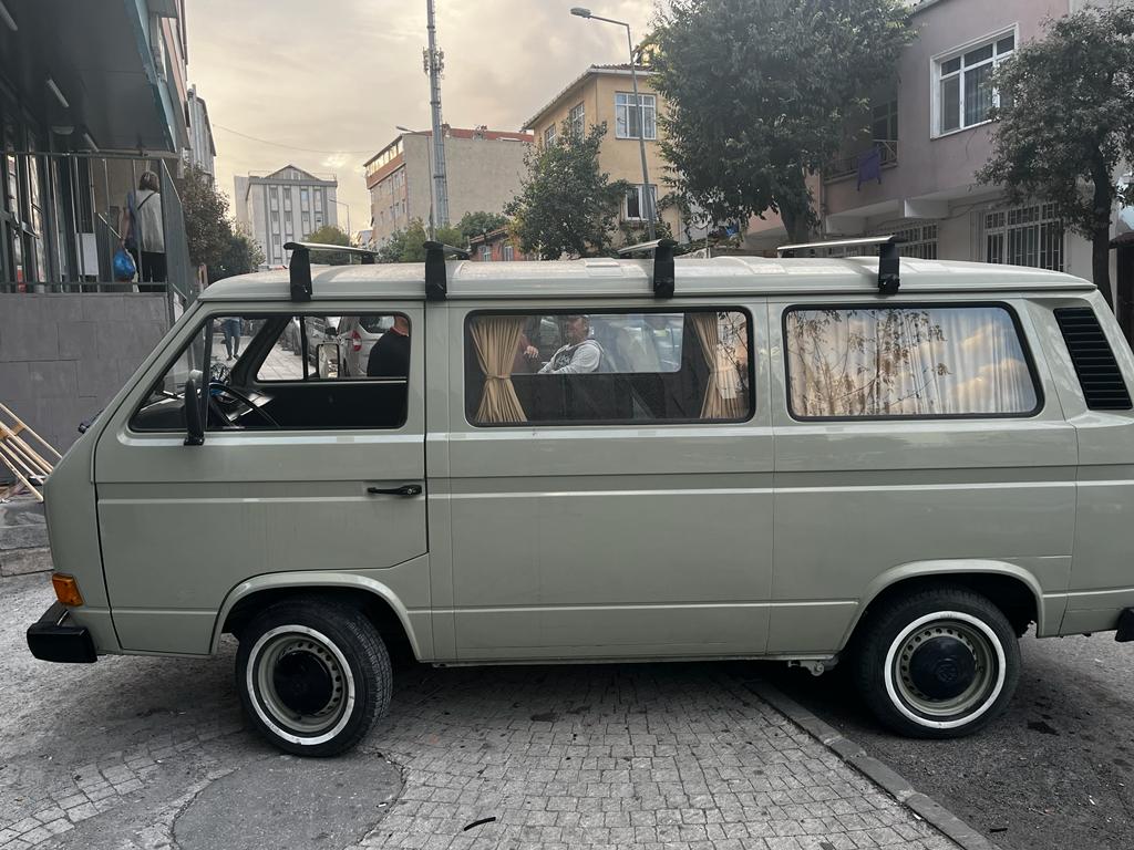 For Volkswagen Transporter T3 Van Roof Rack Cross Bars Metal Bracket Rain Gutters Black  1980-1990