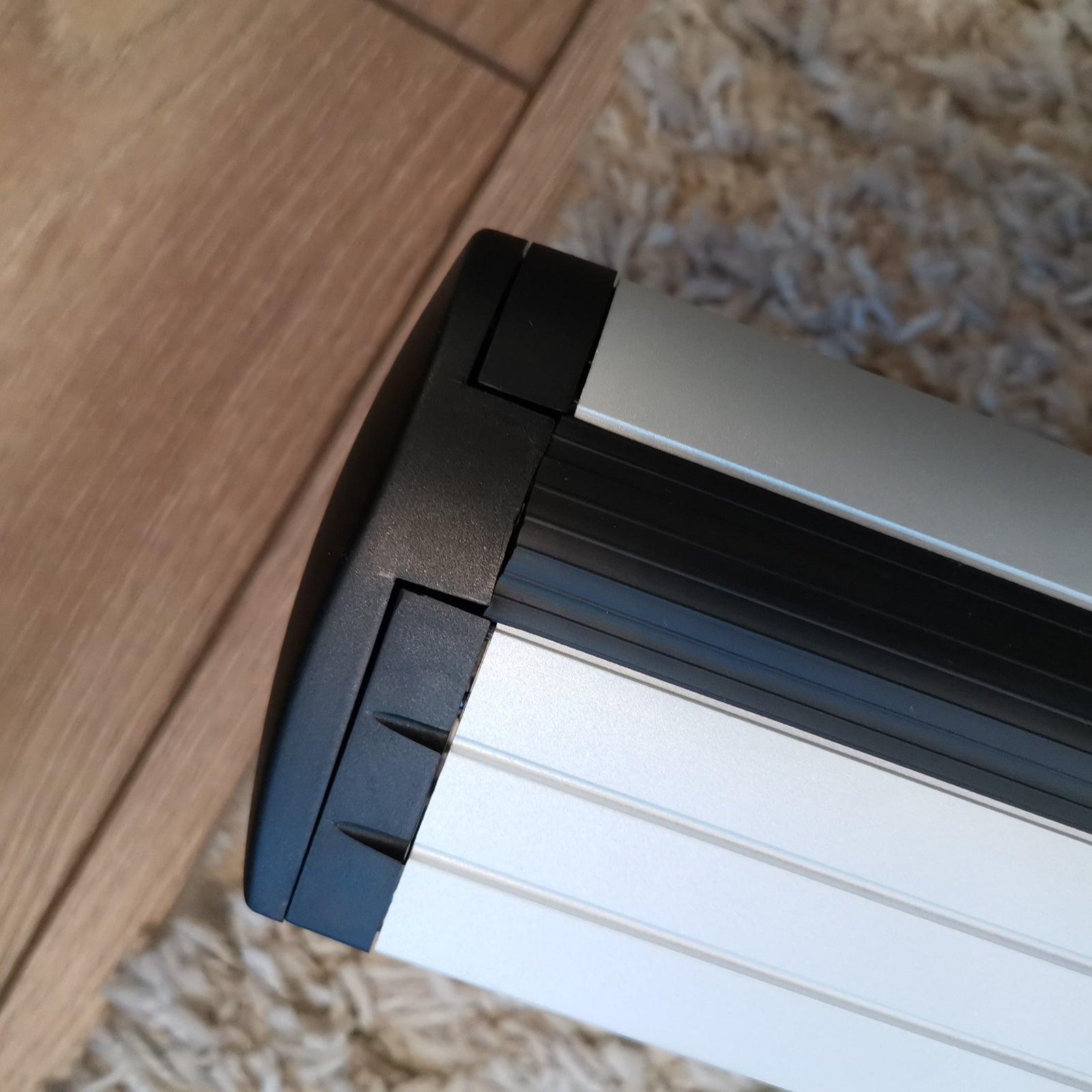 For Peugeot 2008 Lockable Aluminium Roof bars with standard roof Pro 4 Silver 2019-->Up