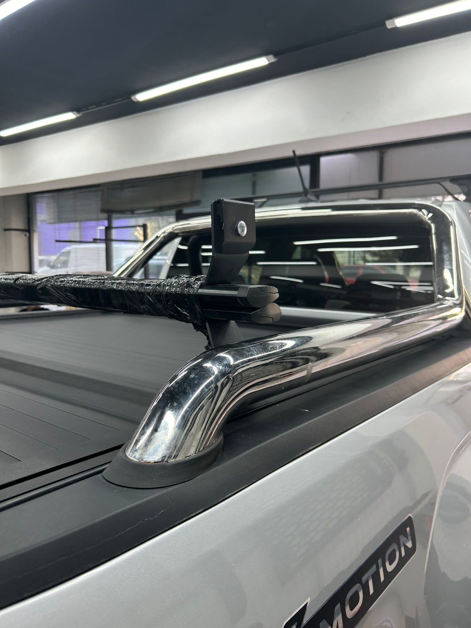 For Volkswagen Amarok Roof Rack System, Aluminium Bed Rack Cross Bar, Black
