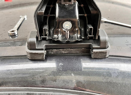 For Volvo S40 Sedan Roof Rack System Carrier Cross Bars Aluminum Lockable High Quality of Metal Bracket Silver