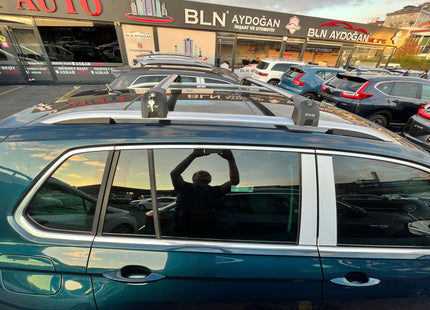 For Volkswagen Taos 2022-Up Roof Rack System Carrier Cross Bars Aluminum Lockable High Quality of Metal Bracket Black