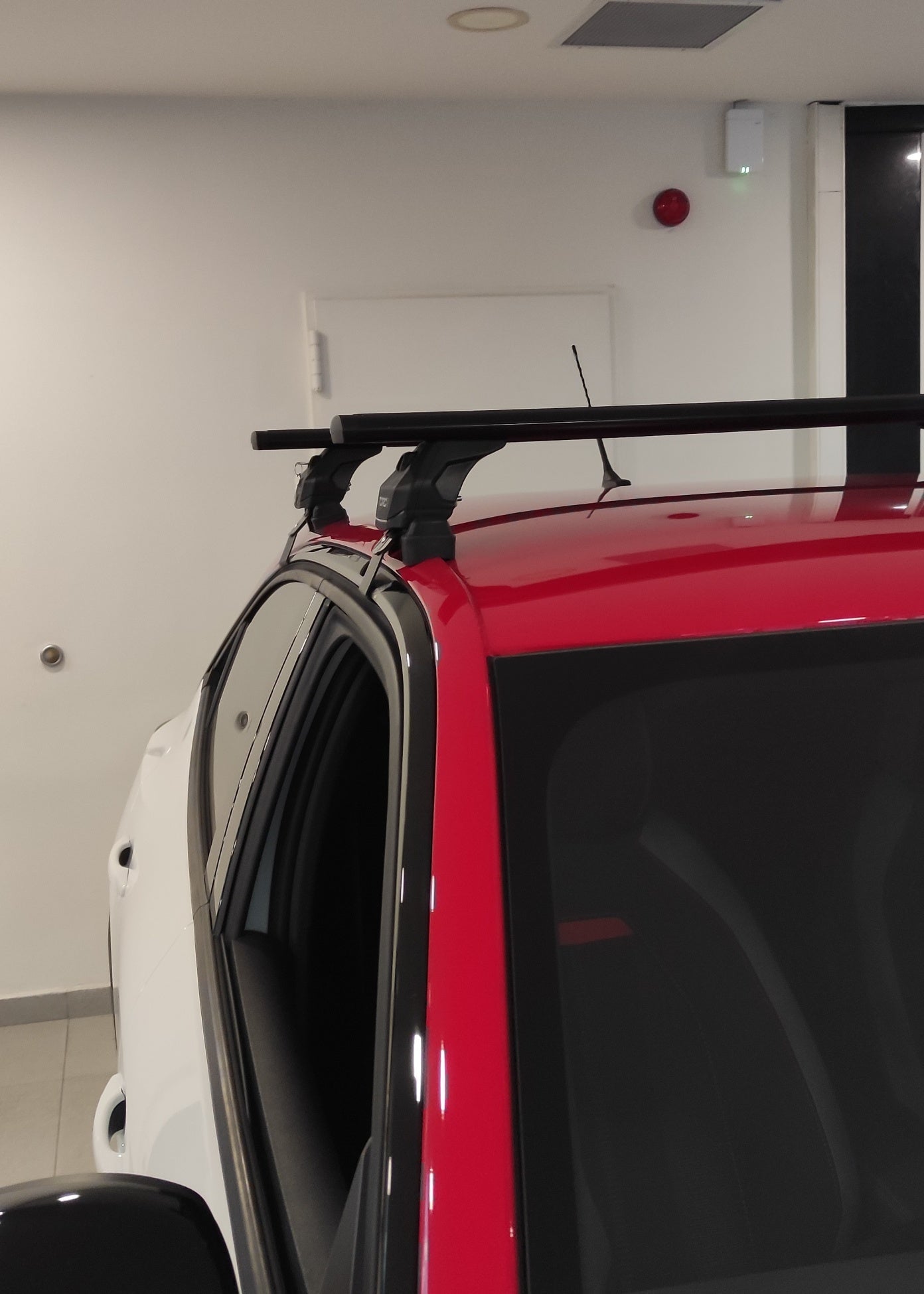 Compatible with Vauxhall Mokka vehicle Normal Roof Rack Cross Bars Spacial Series Pro 4 Black Color 2020- Up