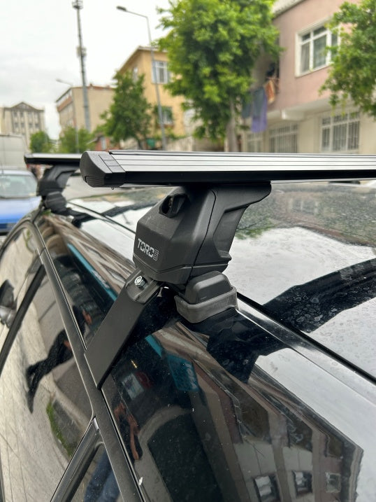 For Toyota CH-R 2023- Up Roof Rack System, Aluminium Cross Bar, Metal Bracket, Normal Roof, Silver